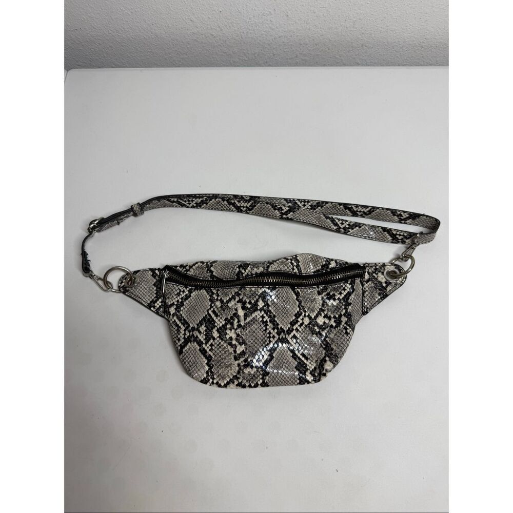 Tally Weijl Faux Snake Reptiles Leather Chest Belt Fanny Bag Black White